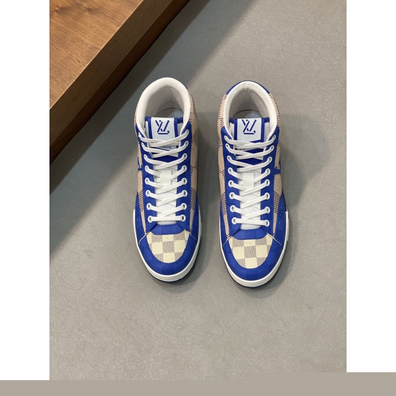 l**is V*t*n sneakers